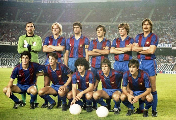 Ayaktakiler Oturanlar Barcelona 19781979