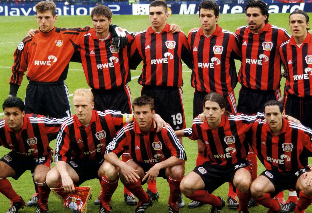 Leverkusen-2001-02-web