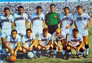 Ayaktakiler Oturanlar | Altay 1967-1968