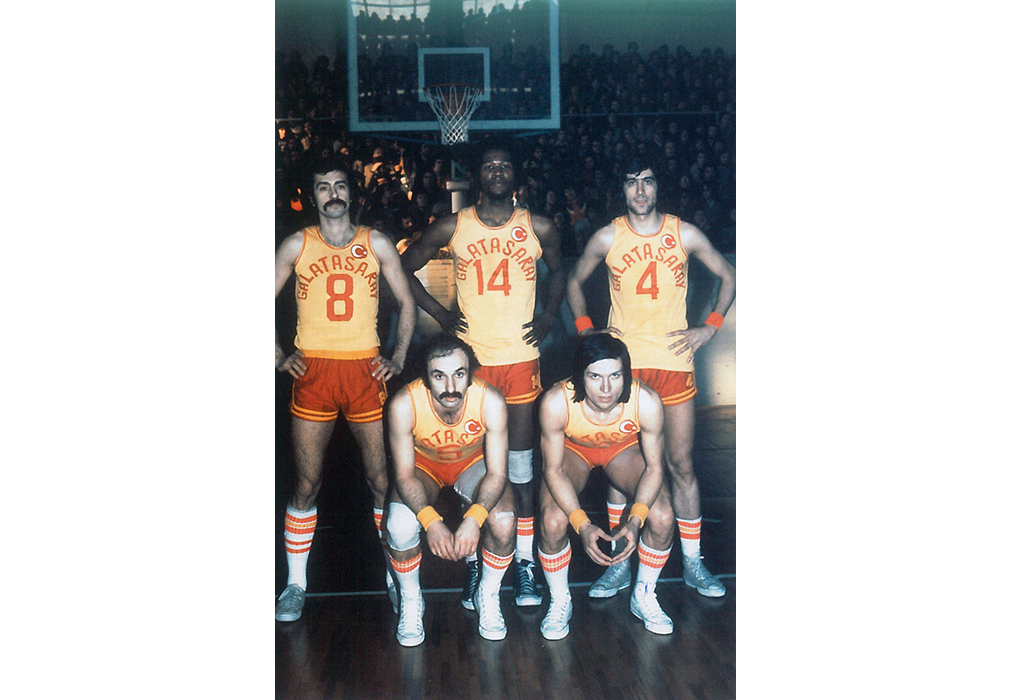 Galatasaray-1974-75-web